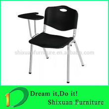 Reunión y hogar usados ​​con la silla de la escuela del tablero de escritura